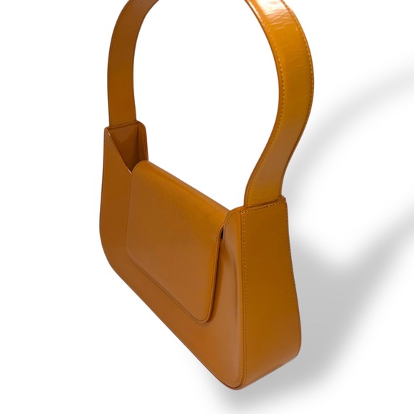 Lancel Shoulder Bag Small Camel Tan Patent Leather Vintage 90s Baguette - Picture 4 of 9